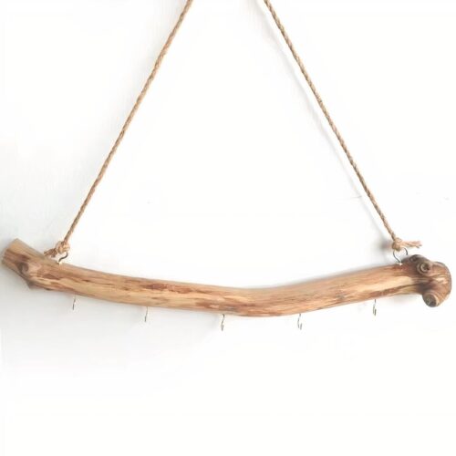 Déco en bois flotté avec 5 crochets et une corde