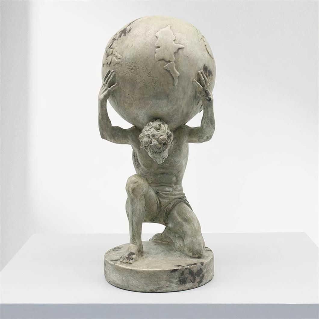 Statuette résine Atlas soutient le monde